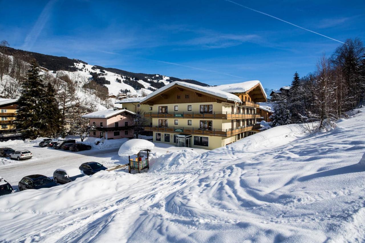 Hotel Baerenbachhof - Joker Card Included In Summer Σάαλμπαχ-Χίντεργκλεμ Εξωτερικό φωτογραφία